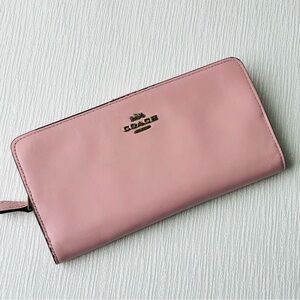 Coach Skinny Wallet in Calf Leather - Pink